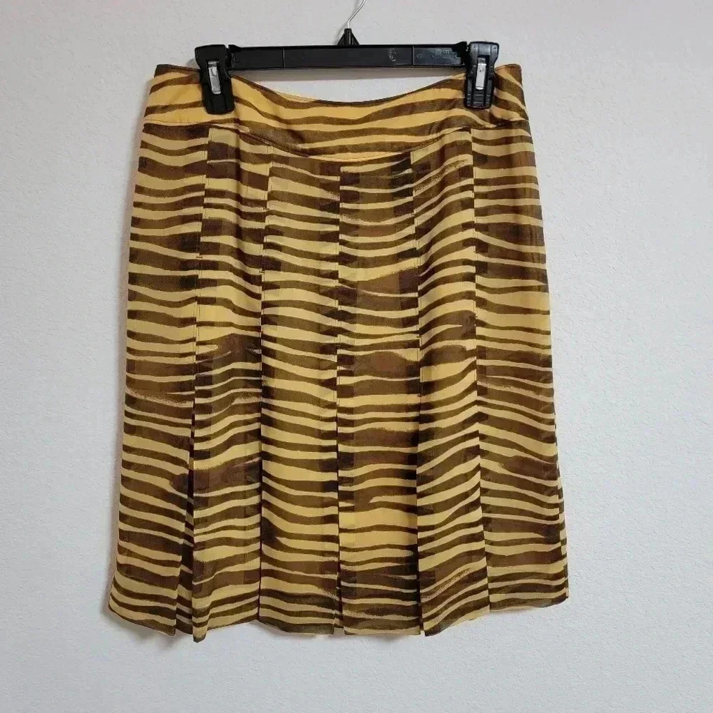 Carlisle Silk Pleated Tiger Skirt with Side Zipper